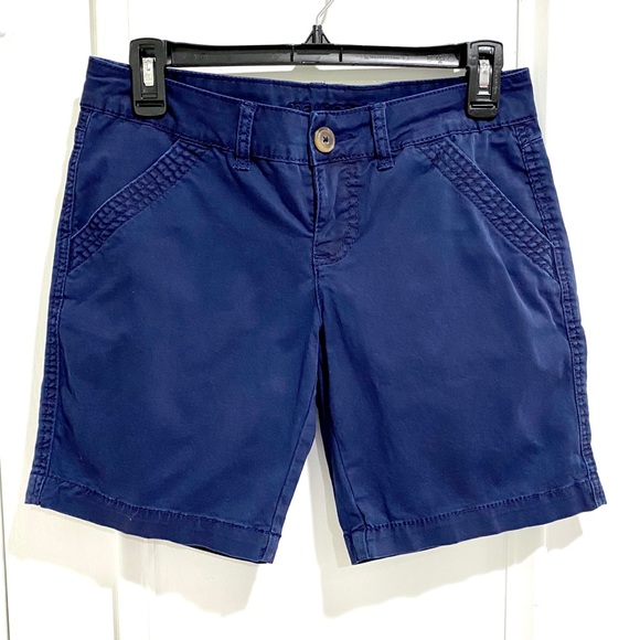 Maurices Shorts Size 3/4 Navy Blue EUC - Picture 4 of 9